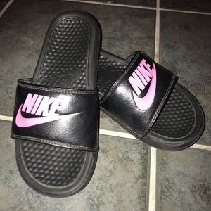 Nike slides